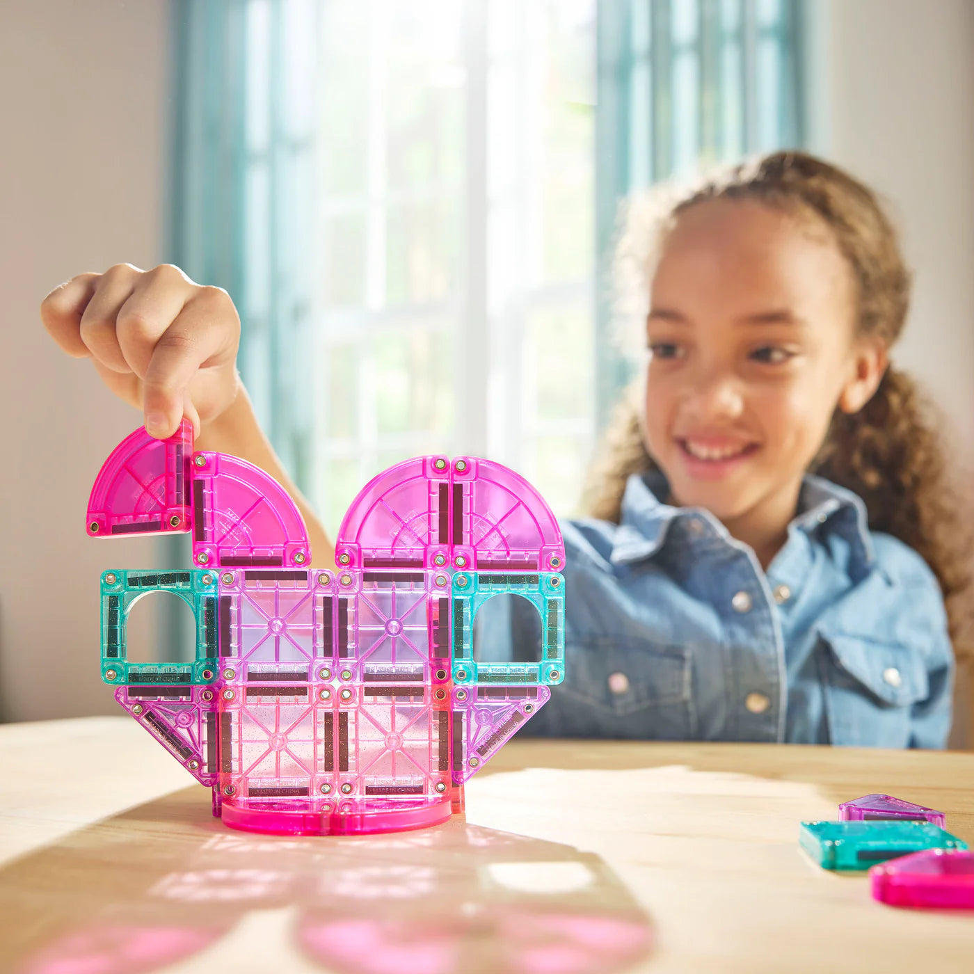 Magna-Tiles microMAGS Travel (Heart to Heart): 26-Piece Set