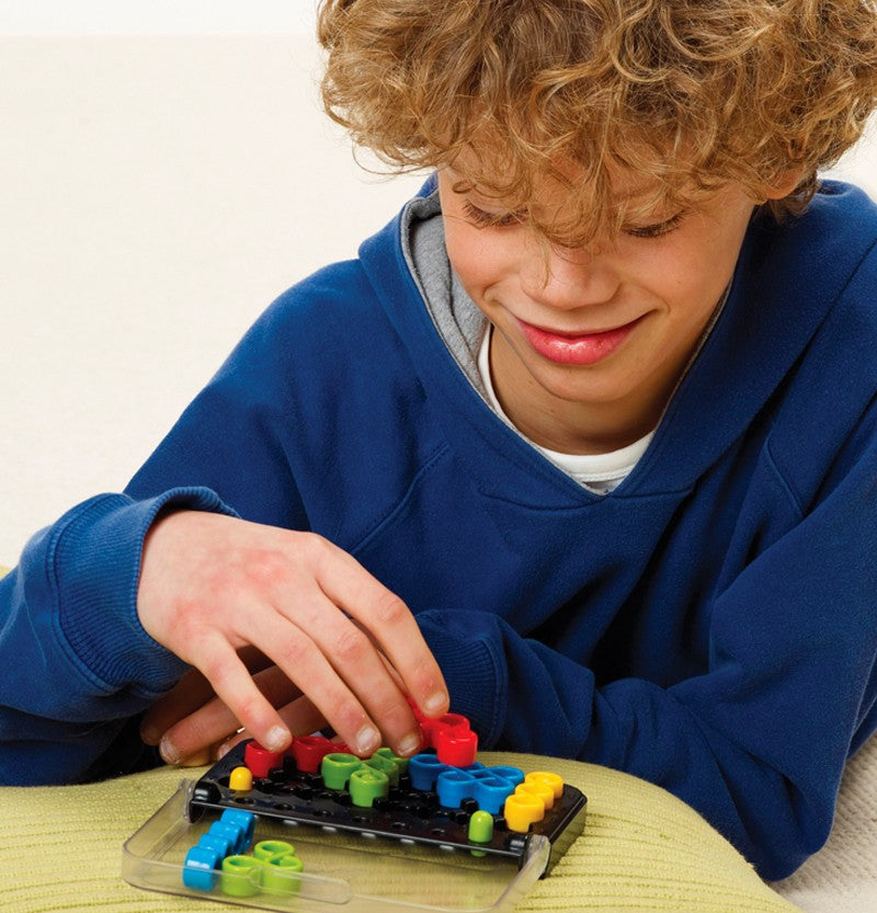 SmartGames IQ Twist